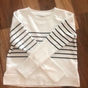 Vineyard Vines stripe crew